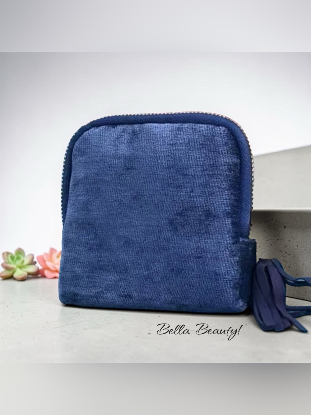 Navy Blue Travel Jewelry Case, Velvet, 5 Separate Compartments     ~NEW~
